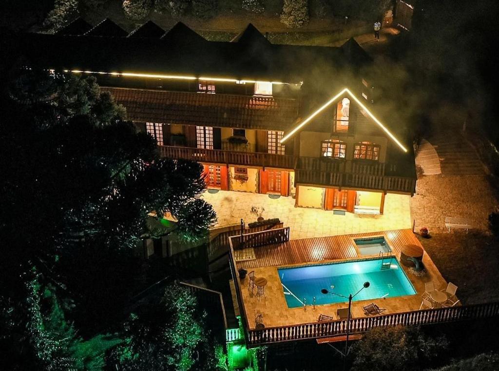 Mansao Austriaca Guesthouse Campos do Jordão Exterior photo